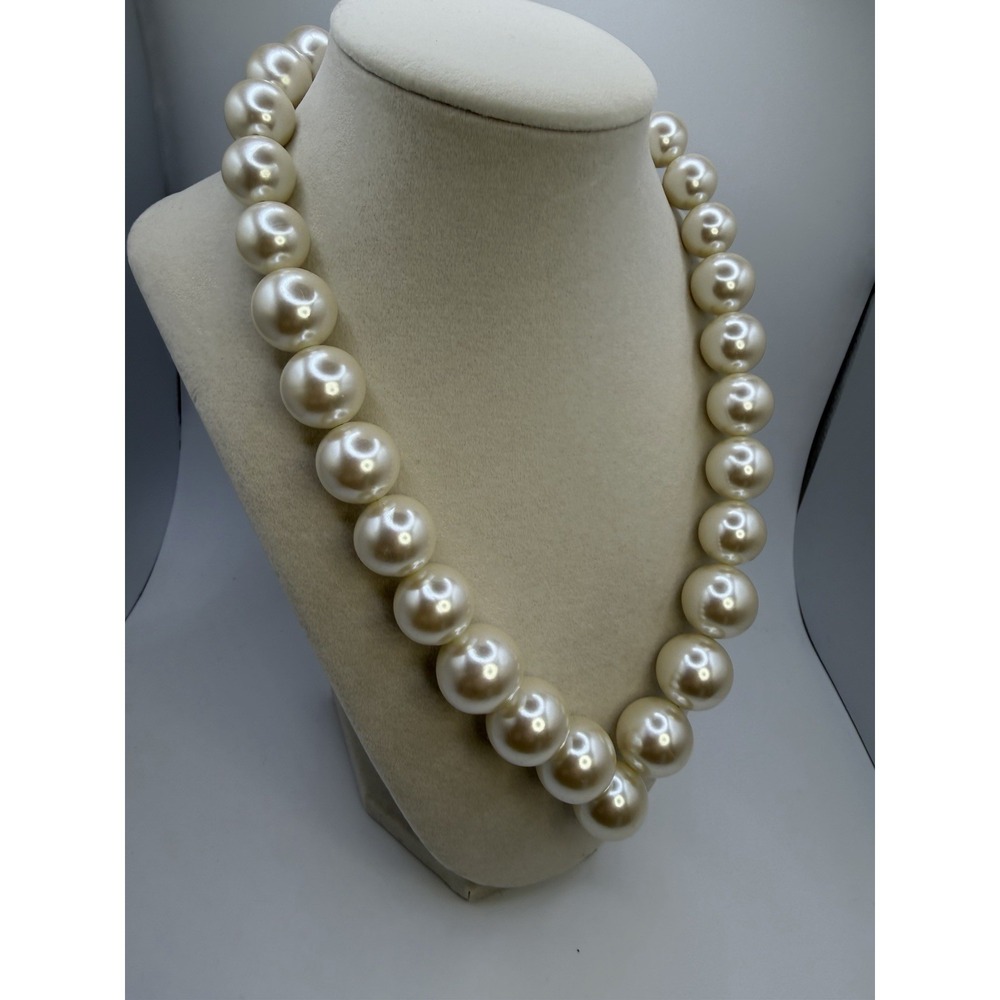 Napier Pearl Necklace Bridal Chunky Graduated V Drop Statement Wedding - Picture 6 of 9